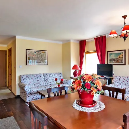 Chesa Trisur - Celerina Διαμέρισμα Σελερίνα