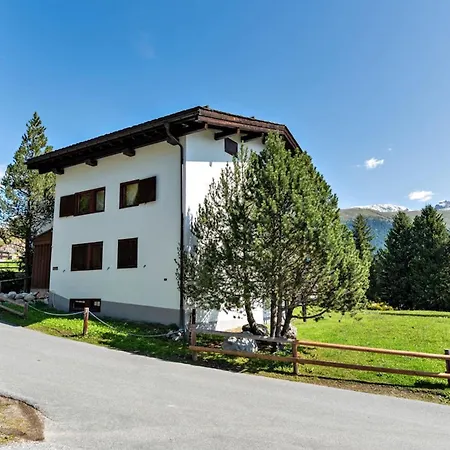 Chesa Trisur - Celerina סלרינה